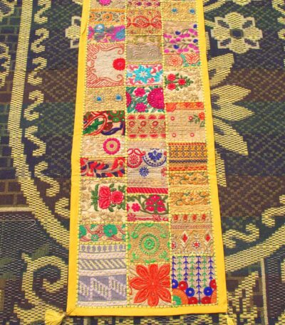 barmer table runner set