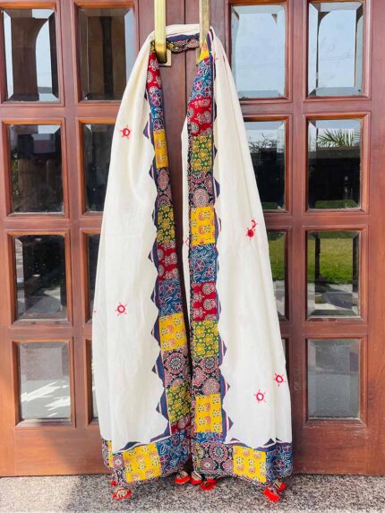 Ajrakh Applique & Orange Mirrors Dupatta ~ White with Tassels
